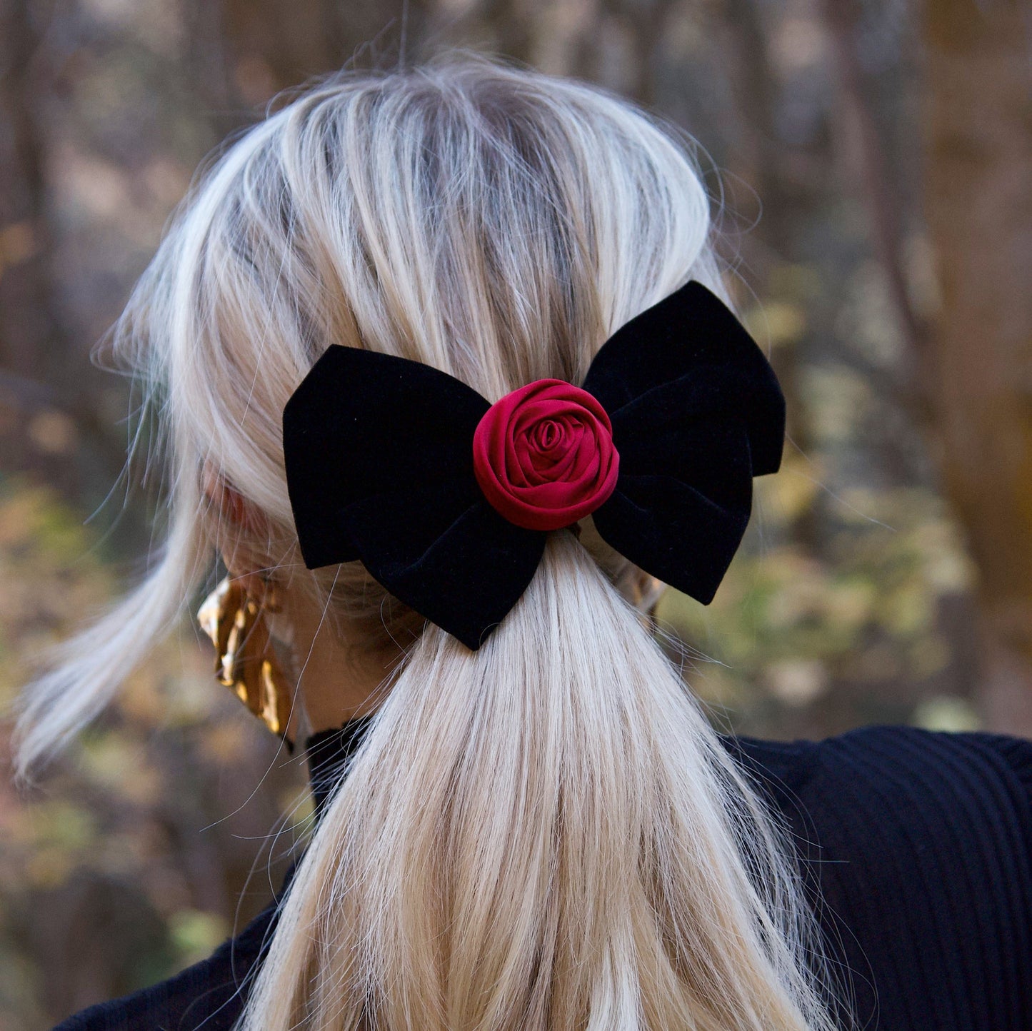 Morticia Bow